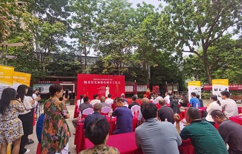 黄陂前川:老旧小区加装电梯开工 幸福 “梯” 升暖民心(图3) 黄陂前川:老旧小区加装电梯开工 幸福 “梯” 升暖民心(图3)