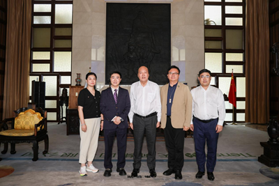 世界企业家协会主席王余根博士受邀参访天狮集团(图5)